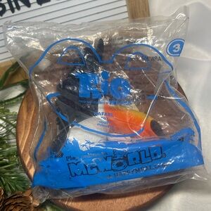 McDonald’s Happy Meal Toy 2011 Rio Rafael Toucan Figure Sealed NIP